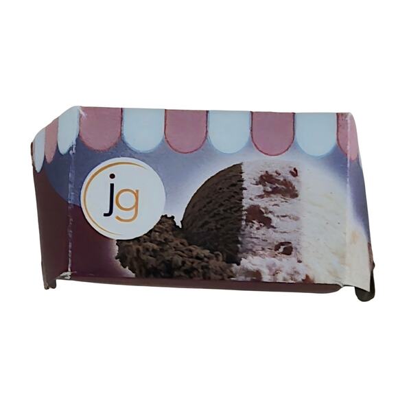 Doll Apron, Oven Mitt, Icecream Container, and Cupcake - Picture 5 of 9